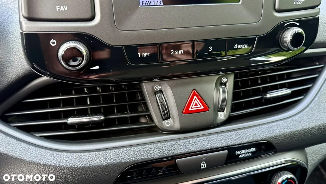 Hyundai i30 1.5 DPI Comfort - 24
