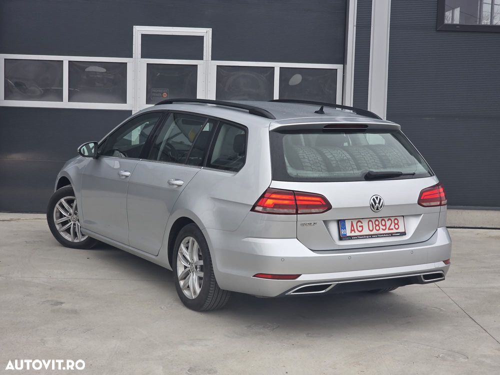 Volkswagen Golf 2.0 TDI SCR DSG Comfortline - 6