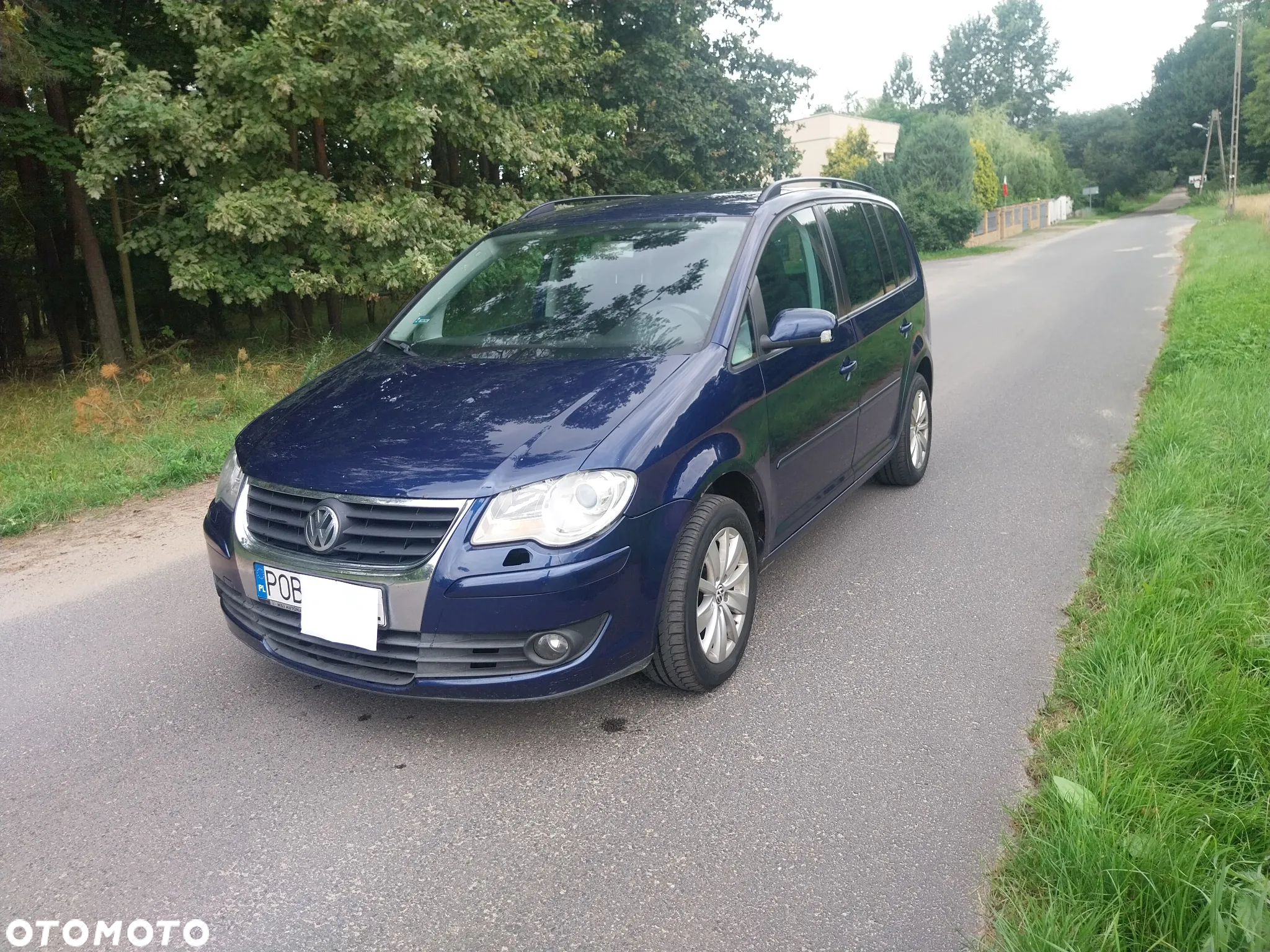 Volkswagen Touran - 2