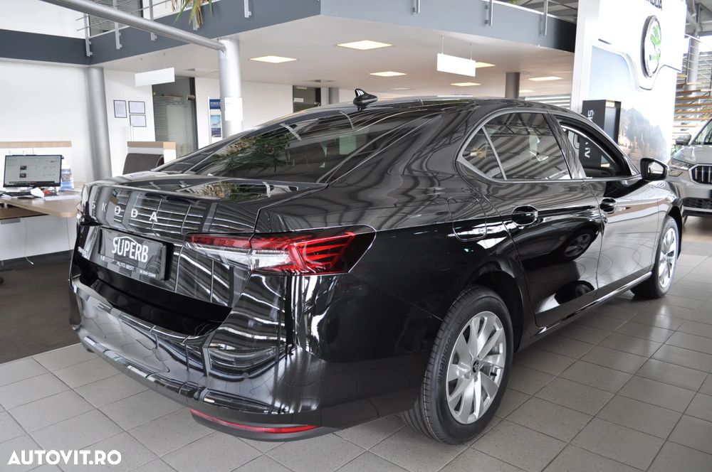 Skoda Superb 2.0 TDI DSG Selection - 6