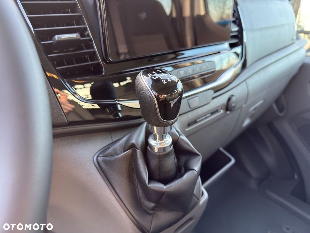 Ford Transit - 24