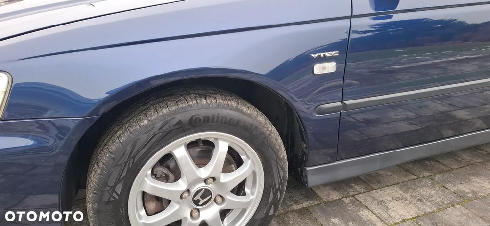 Honda Accord 1.8i S - 10