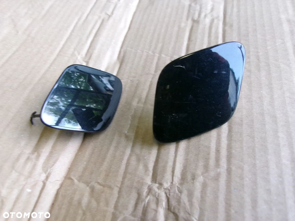 TOYOTA AVENSIS T27 09-12 ZAŚLEPKA HAKA  209 lewa prawa - 1