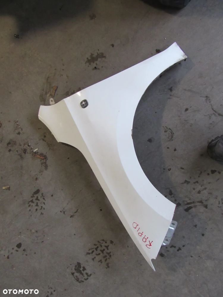 skoda rapid przedni lewy błotnik 2015r - 1