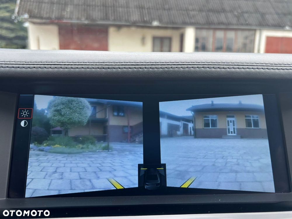 BMW Seria 7 750i L xDrive - 14