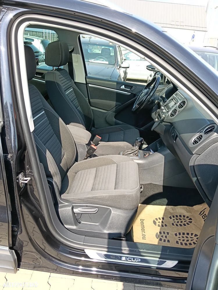 Volkswagen Tiguan - 11
