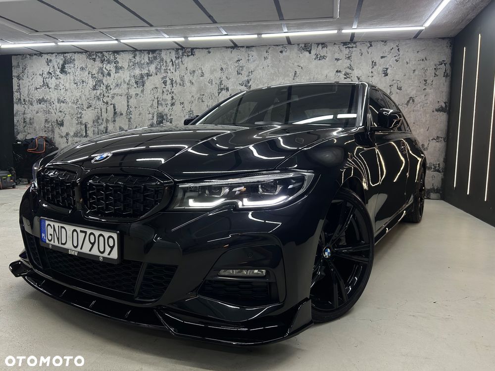 BMW Seria 3 330i M Sport - 1