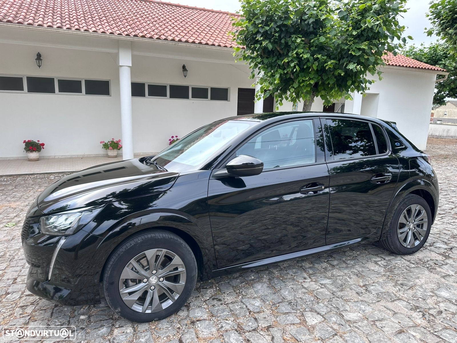 Peugeot e-208 50 kWh Allure - 11