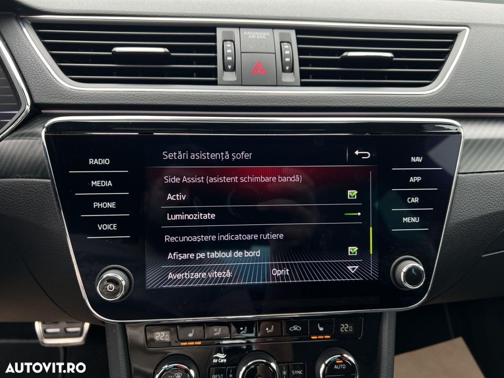 Skoda Superb 2.0 TDI DSG Sportline - 33