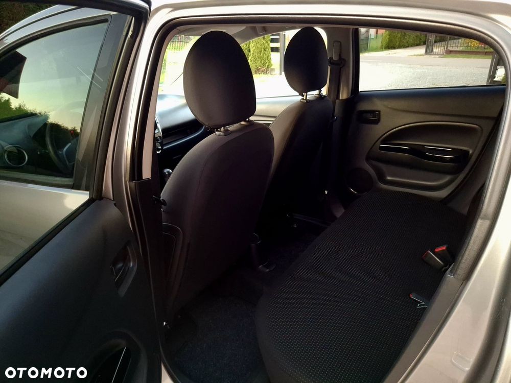 Mitsubishi Space Star 1.2 Intense - 11