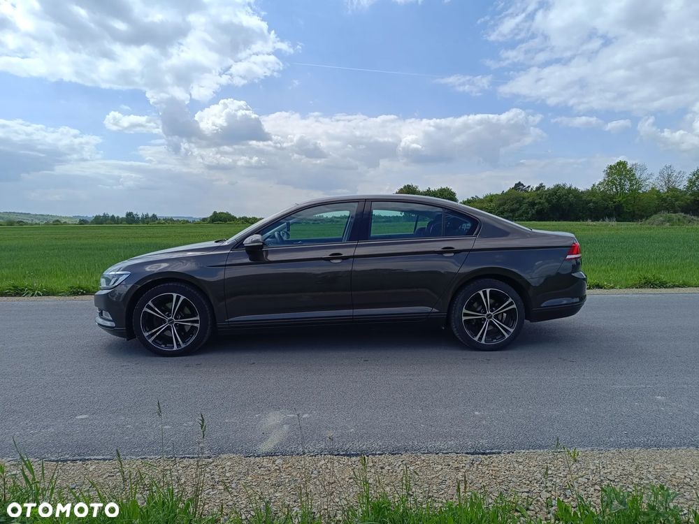 Volkswagen Passat 2.0 TDI BMT Trendline - 8