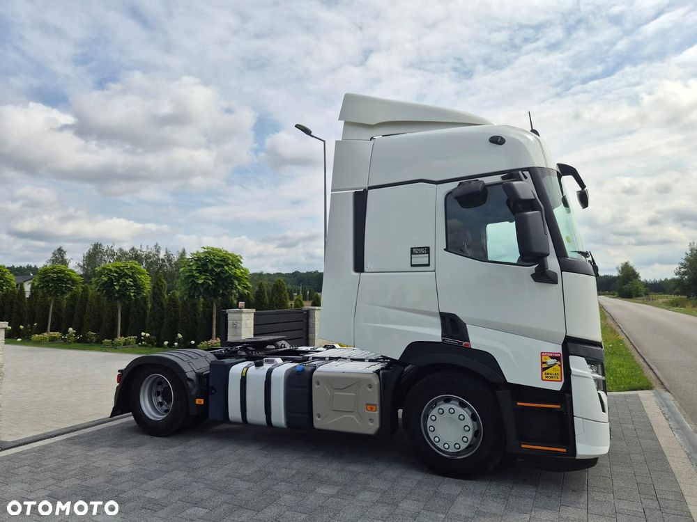 Renault T480 - 3