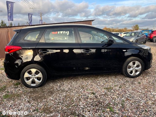 Kia Carens 1.7 CRDi Vision - 12