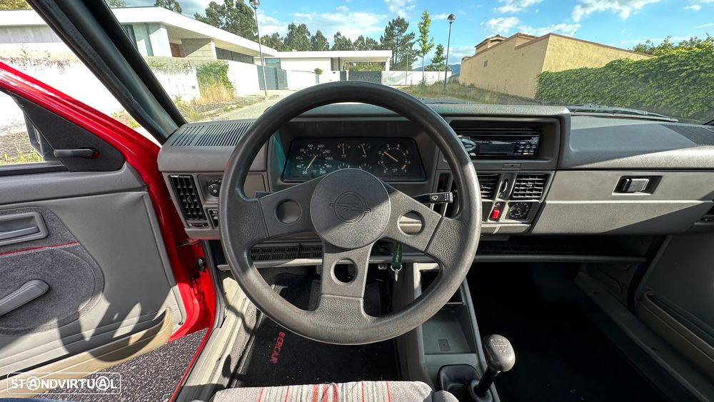 Opel Corsa 1.6 GSi - 16