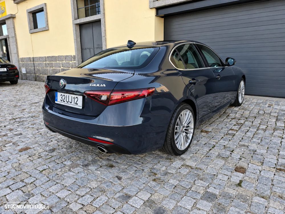 Alfa Romeo Giulia 2.2 D Super - 6