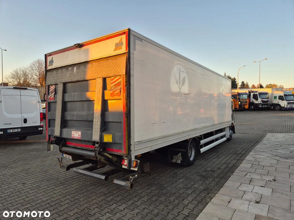 Volvo FL 240 4X2 / 18 EP / CHŁODNIA / SKAB / MITSUBISHI / 2 KOMORY / MOŻLIWOŚĆ USUNIĘCIA ŚCIANEK / 1 WŁ / NIE PICOWANY / OKAZJA! / MODEL 2017 / EURO 6 - 7