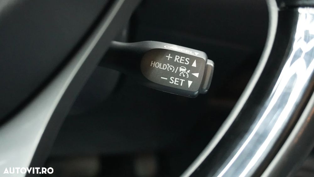 Toyota C-HR Hybrid Business-Edition - 18