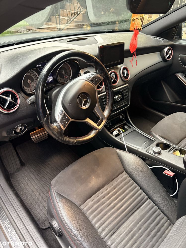 Mercedes-Benz CLA - 8
