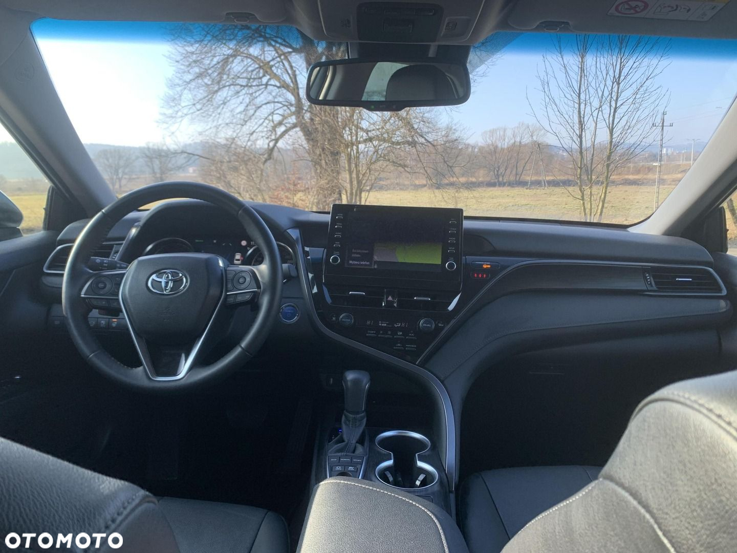 Toyota Camry - 14