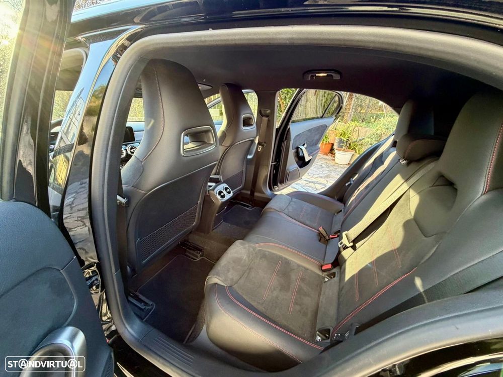 Mercedes-Benz A 160 AMG Line - 42