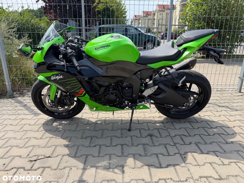 Kawasaki ZXR - 7