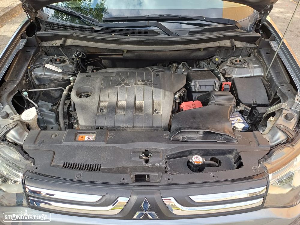 Mitsubishi Outlander 2.2 DI-D Intense+ - 47