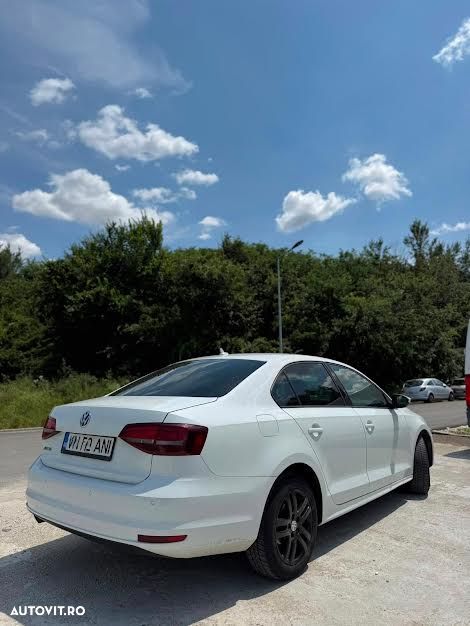 Volkswagen Jetta 1.2 TSI Comfortline - 4