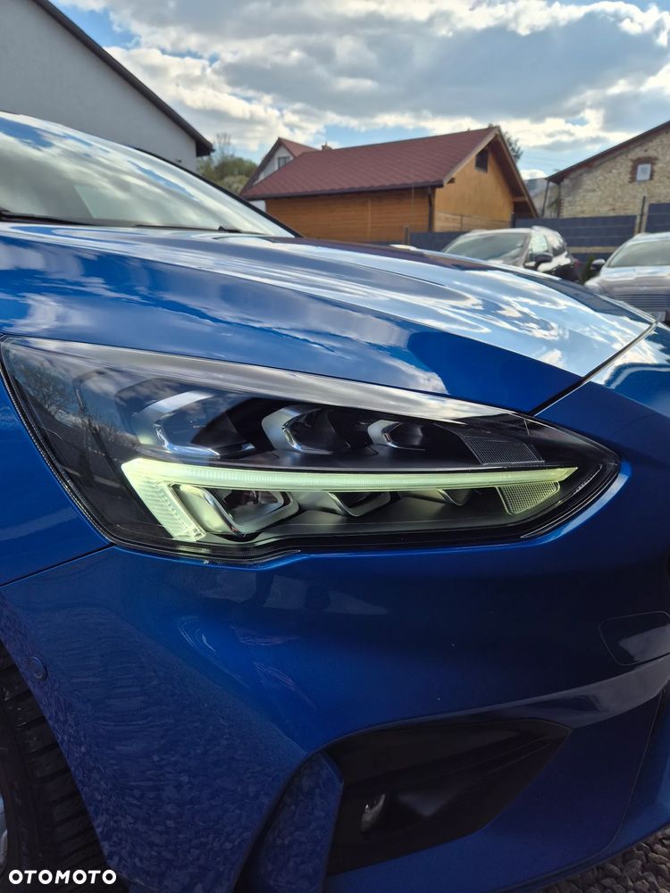 Ford Focus 1.0 EcoBoost Hybrid ST-LINE - 18