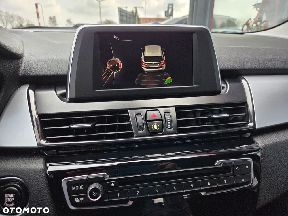 BMW Seria 2 218i Advantage - 30