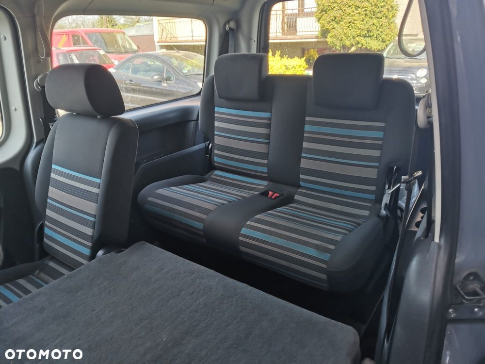 Volkswagen Caddy 1.2 (7-Si.) Edition 30 - 12