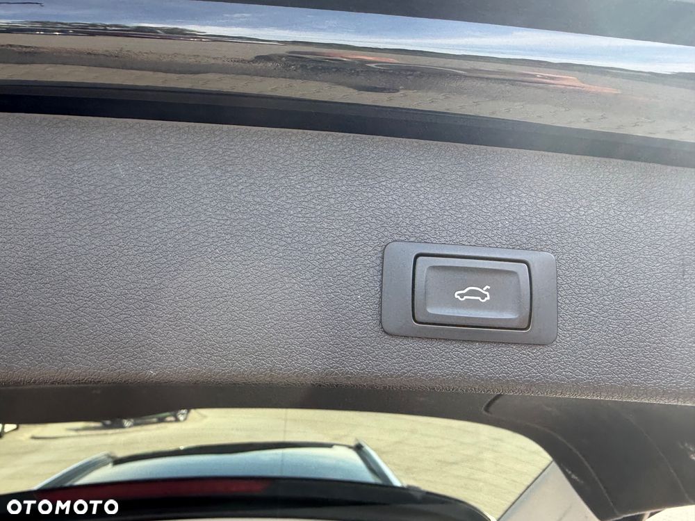 Audi Q5 2.0 TDI Quattro S tronic design - 9