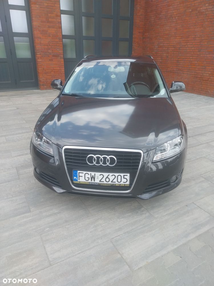 Audi A3 Sportback 2.0 TDI DPF Ambiente - 1