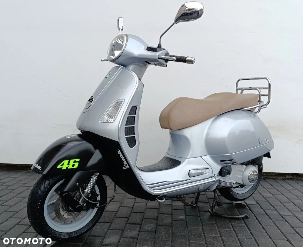 Piaggio Vespa - 3