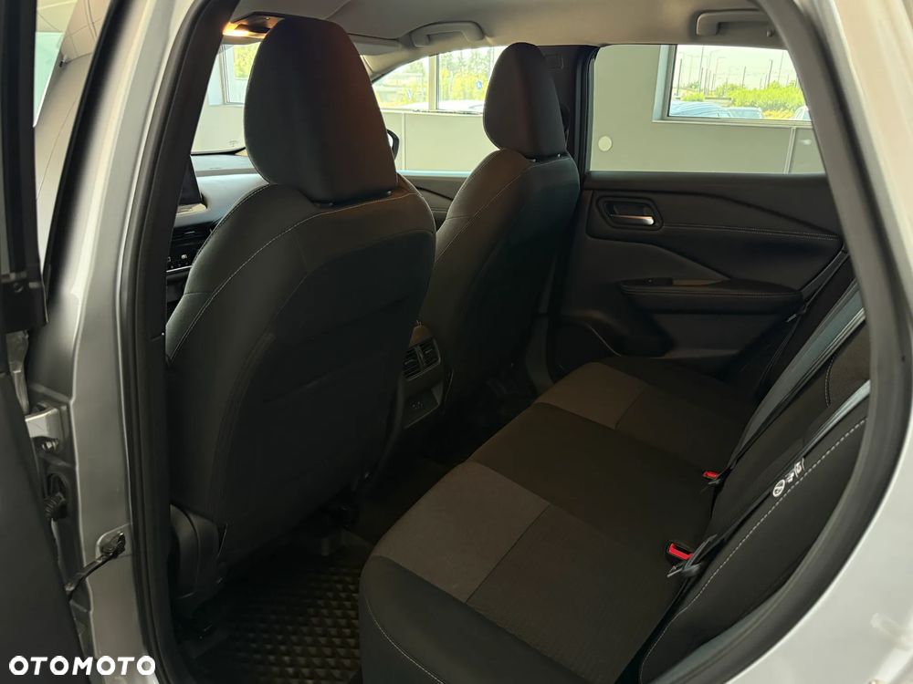 Nissan Qashqai 1.3 DIG-T MHEV N-Connecta Xtronic - 27