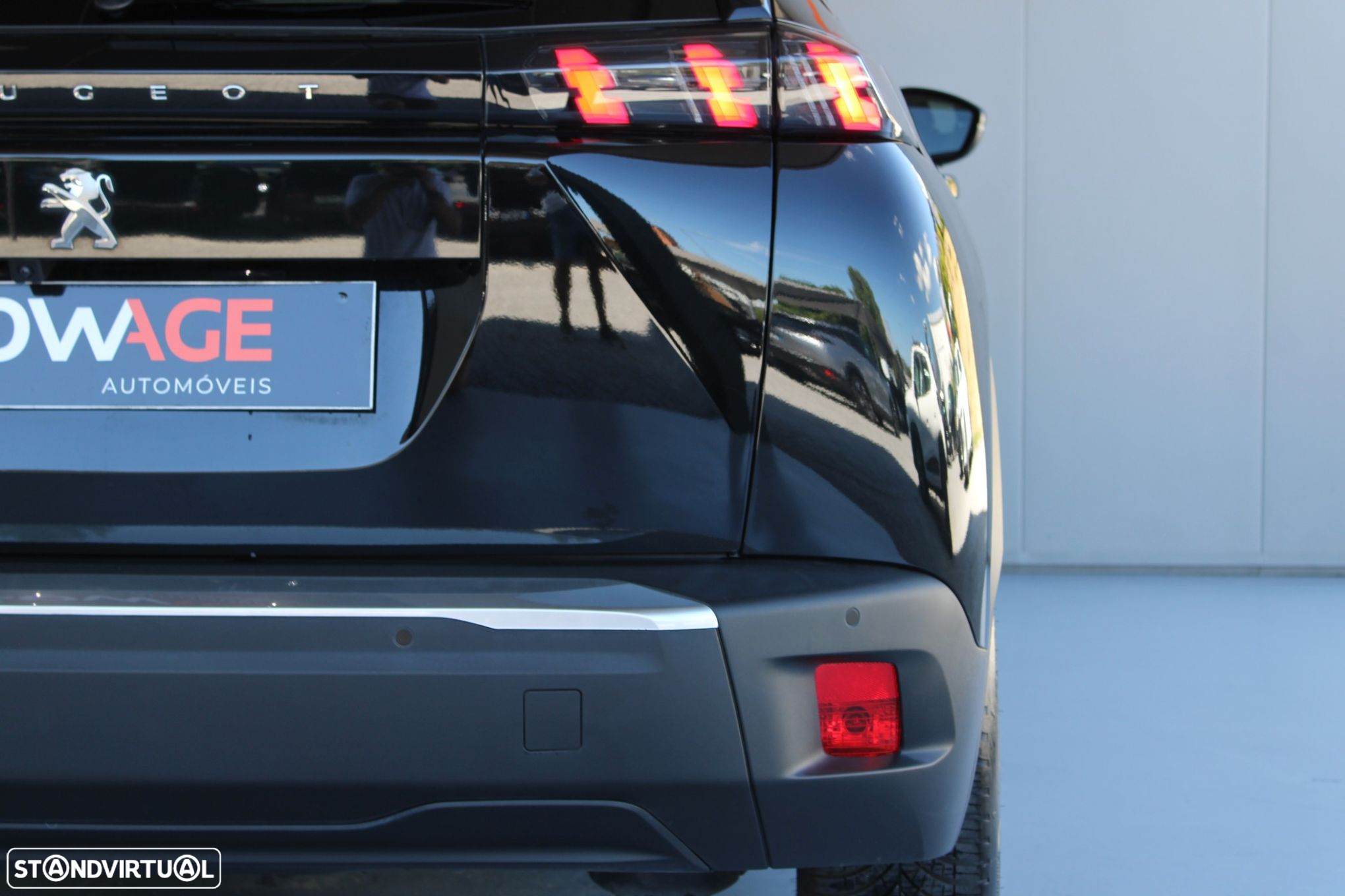 Peugeot e-2008 50 kWh Allure Pack - 17