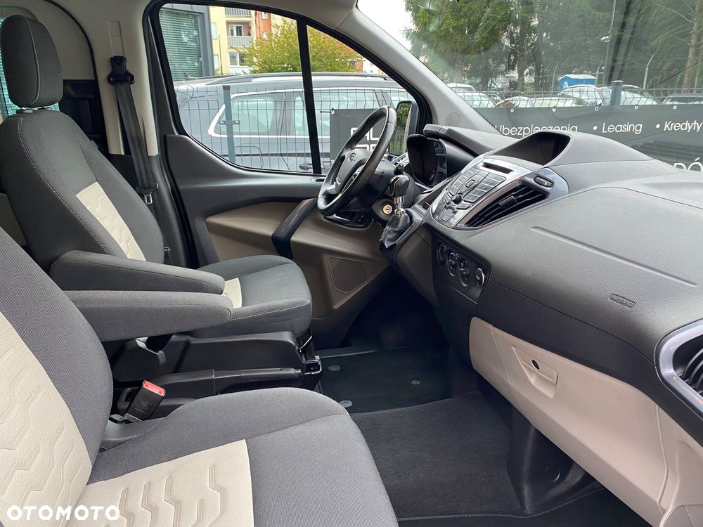 Ford Tourneo Custom 2.0 TDCi L1 Titanium - 11