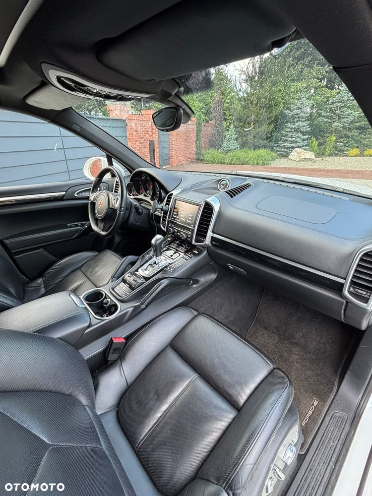 Porsche Cayenne Diesel - 16