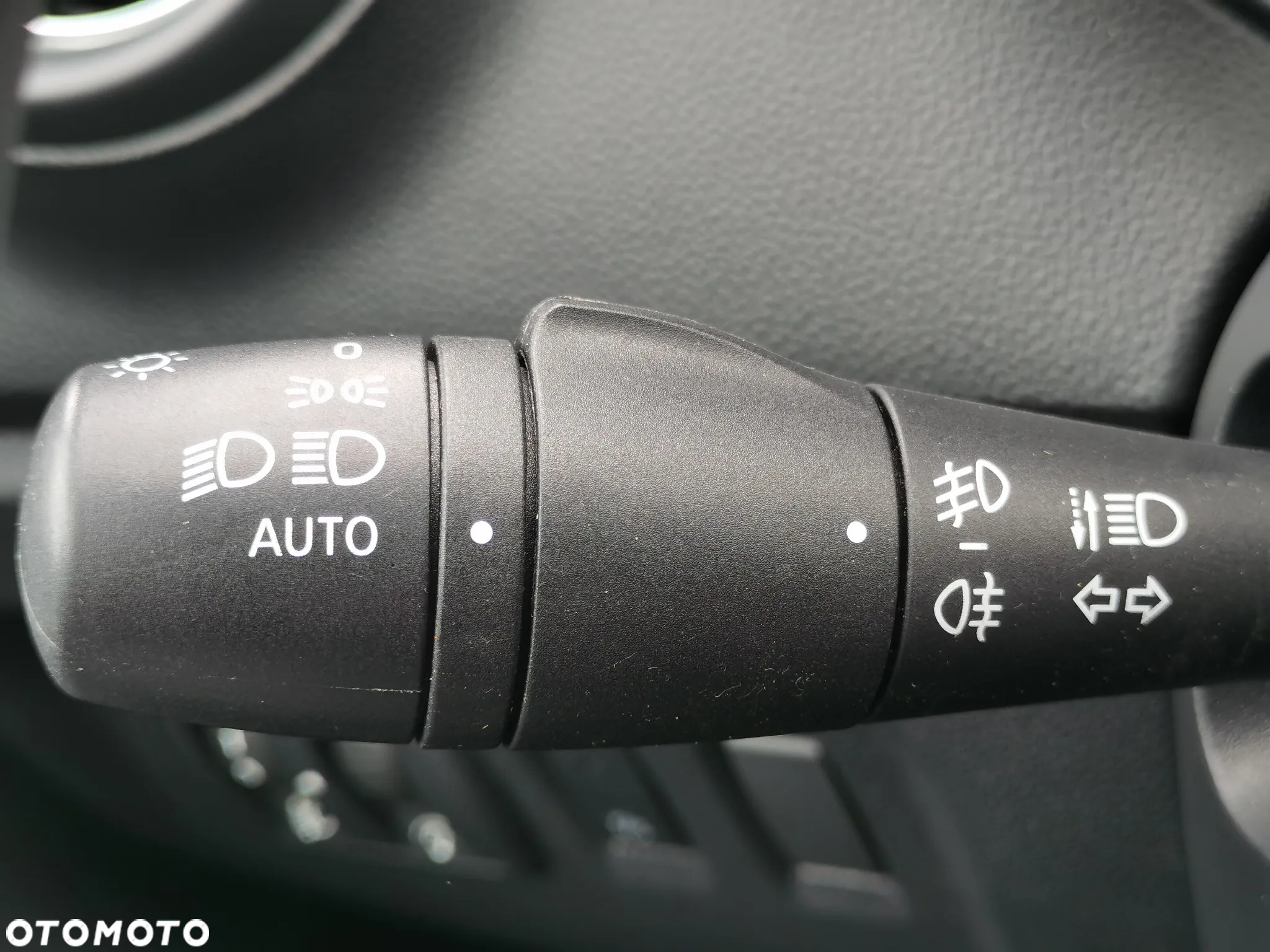 Renault Captur 0.9 Energy TCe Night&Day - 27