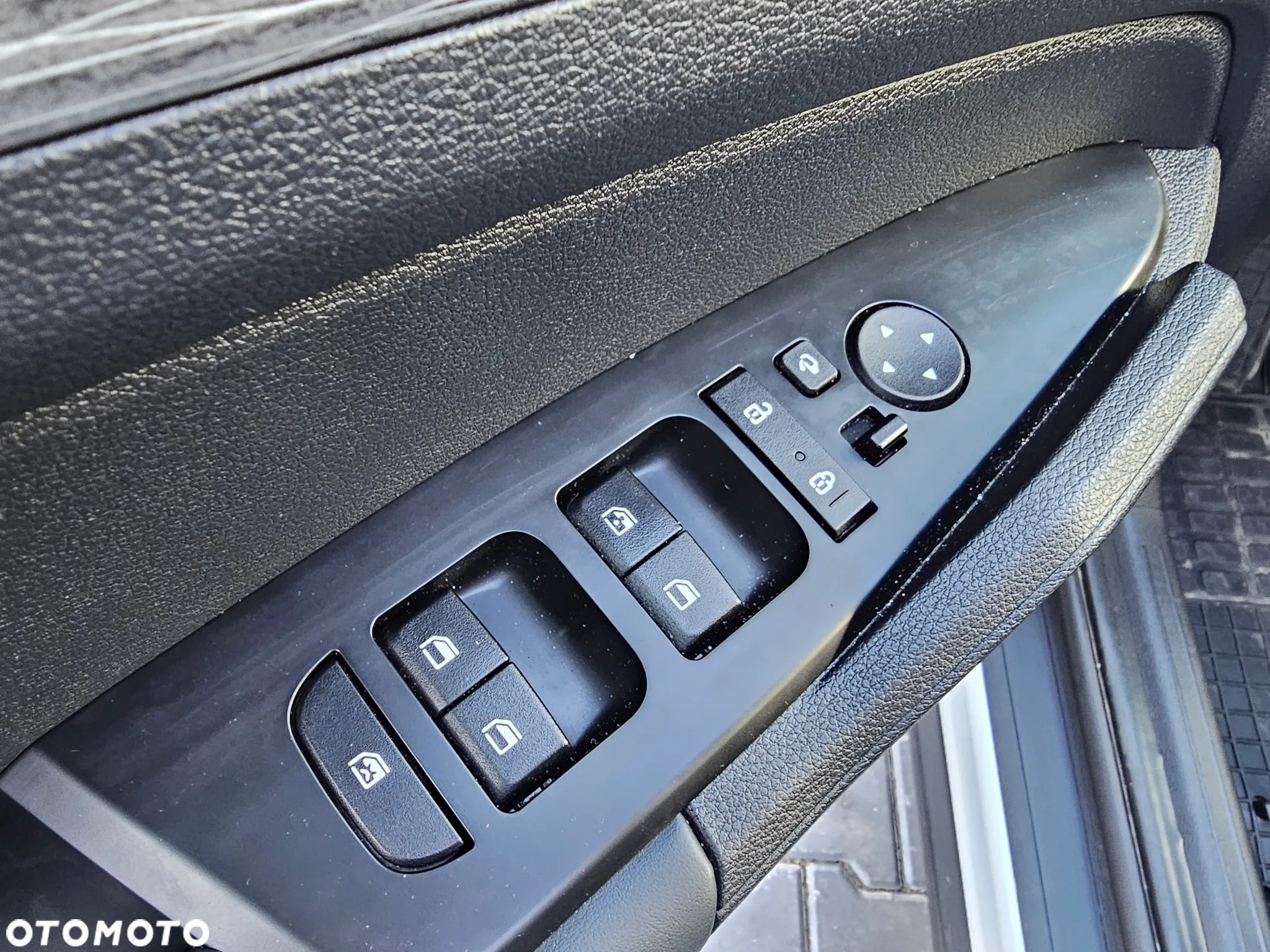 Kia Sportage - 14
