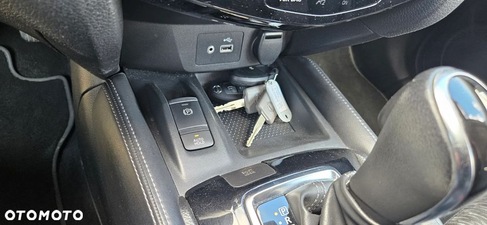 Nissan X-Trail - 35