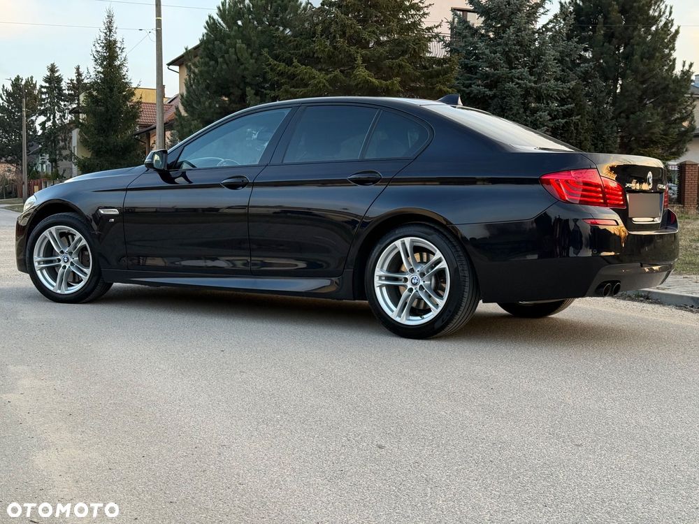 BMW Seria 5 525d xDrive - 7
