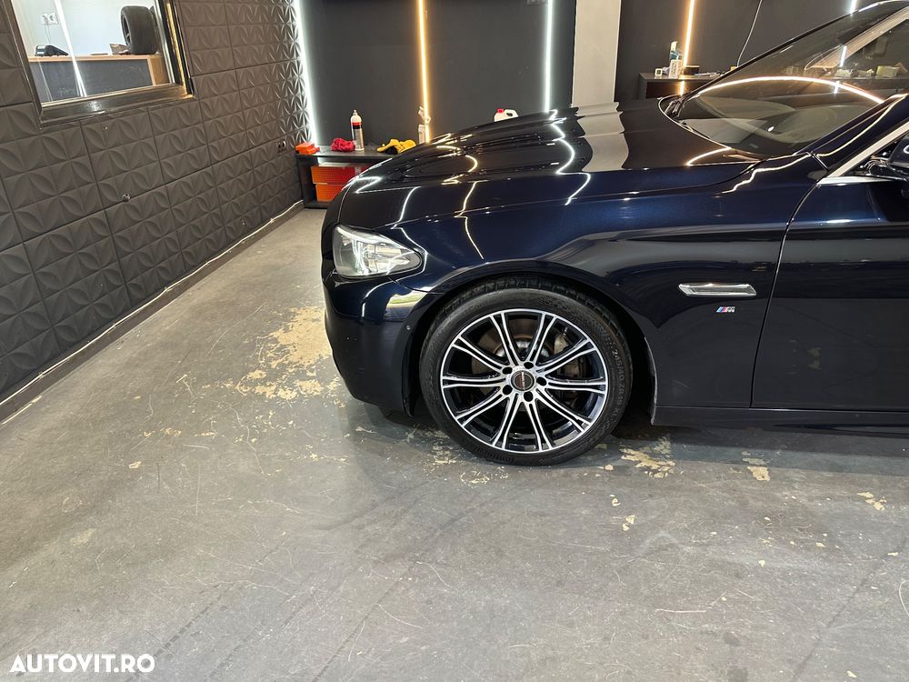 BMW Seria 5 525d xDrive - 3