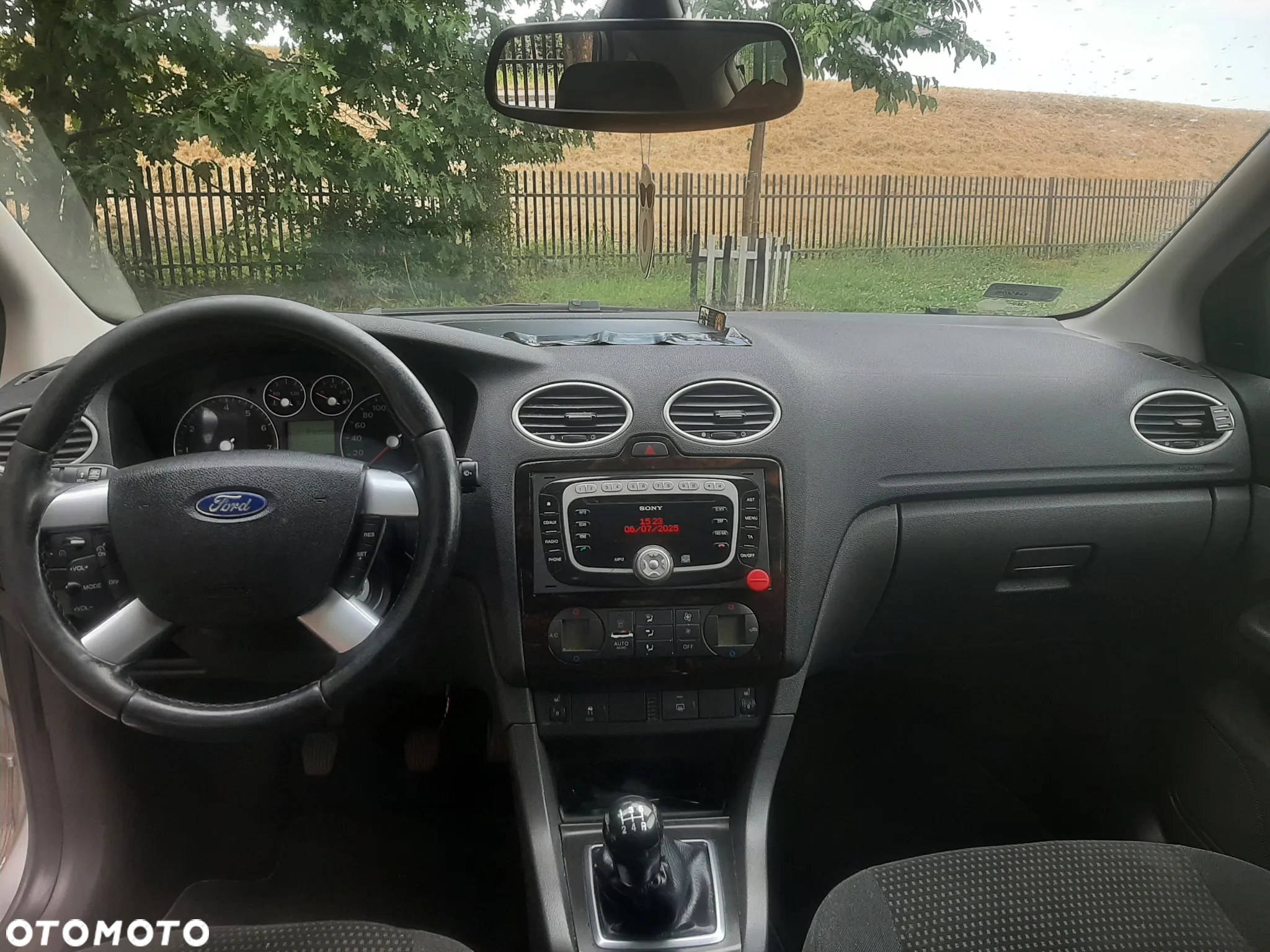 Ford Focus 2.0 16V Ghia - 13