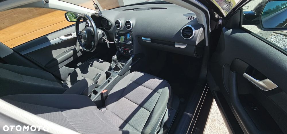 Audi A3 Sportback 2.0 TDI DPF Attraction - 22