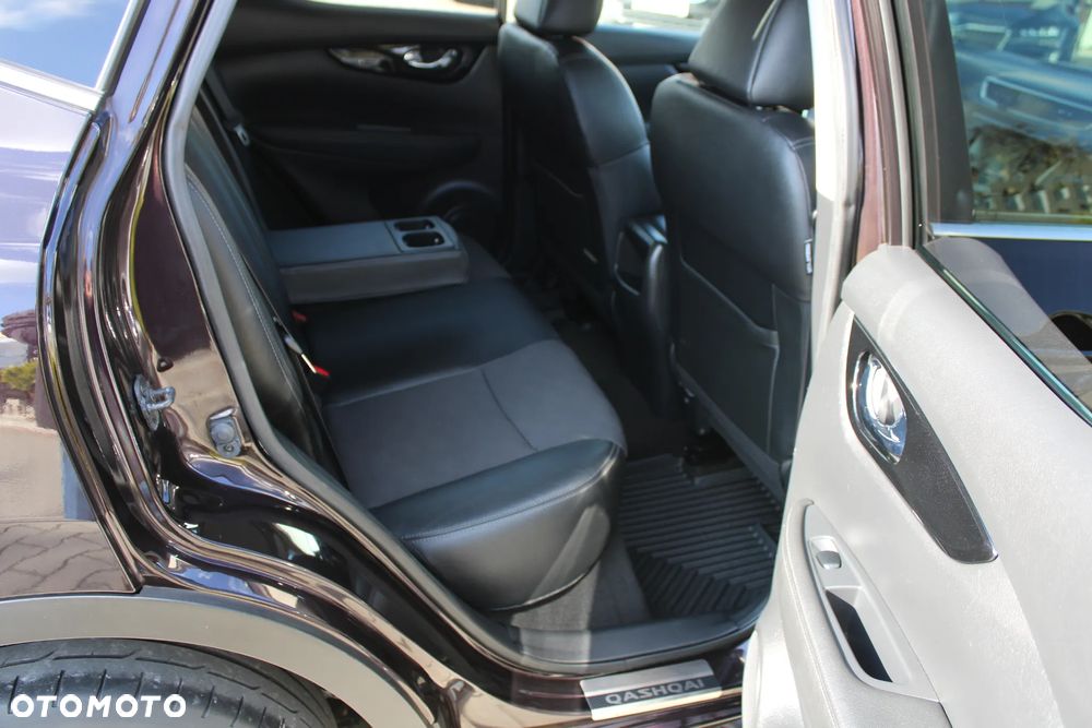 Nissan Qashqai 1.2 DIG-T TEKNA+ - 32