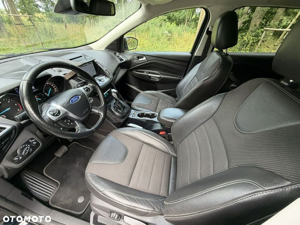 Ford Kuga - 20