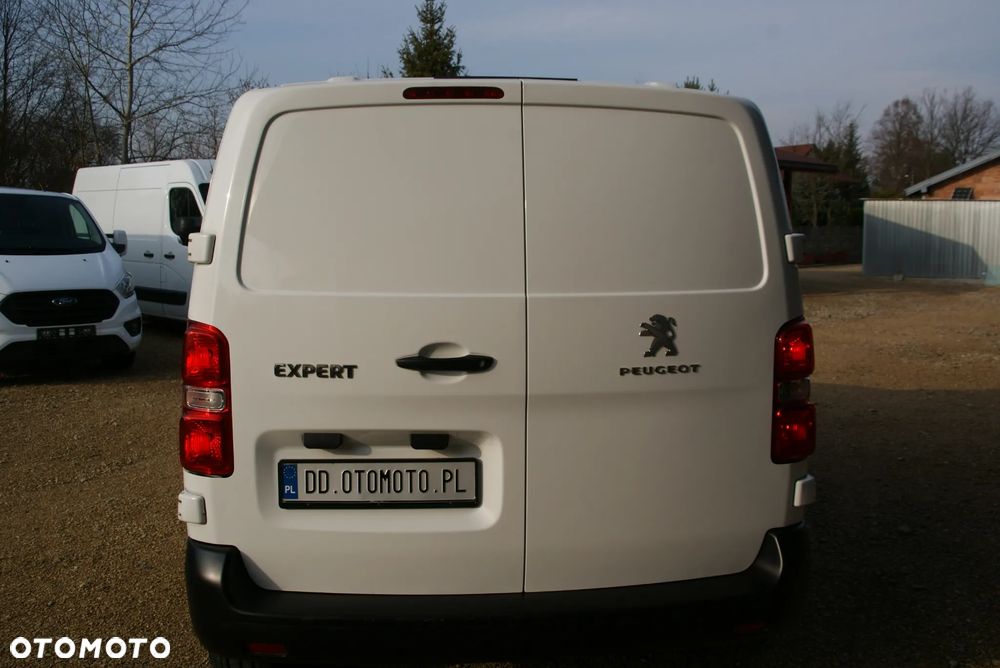 Peugeot Expert - 8