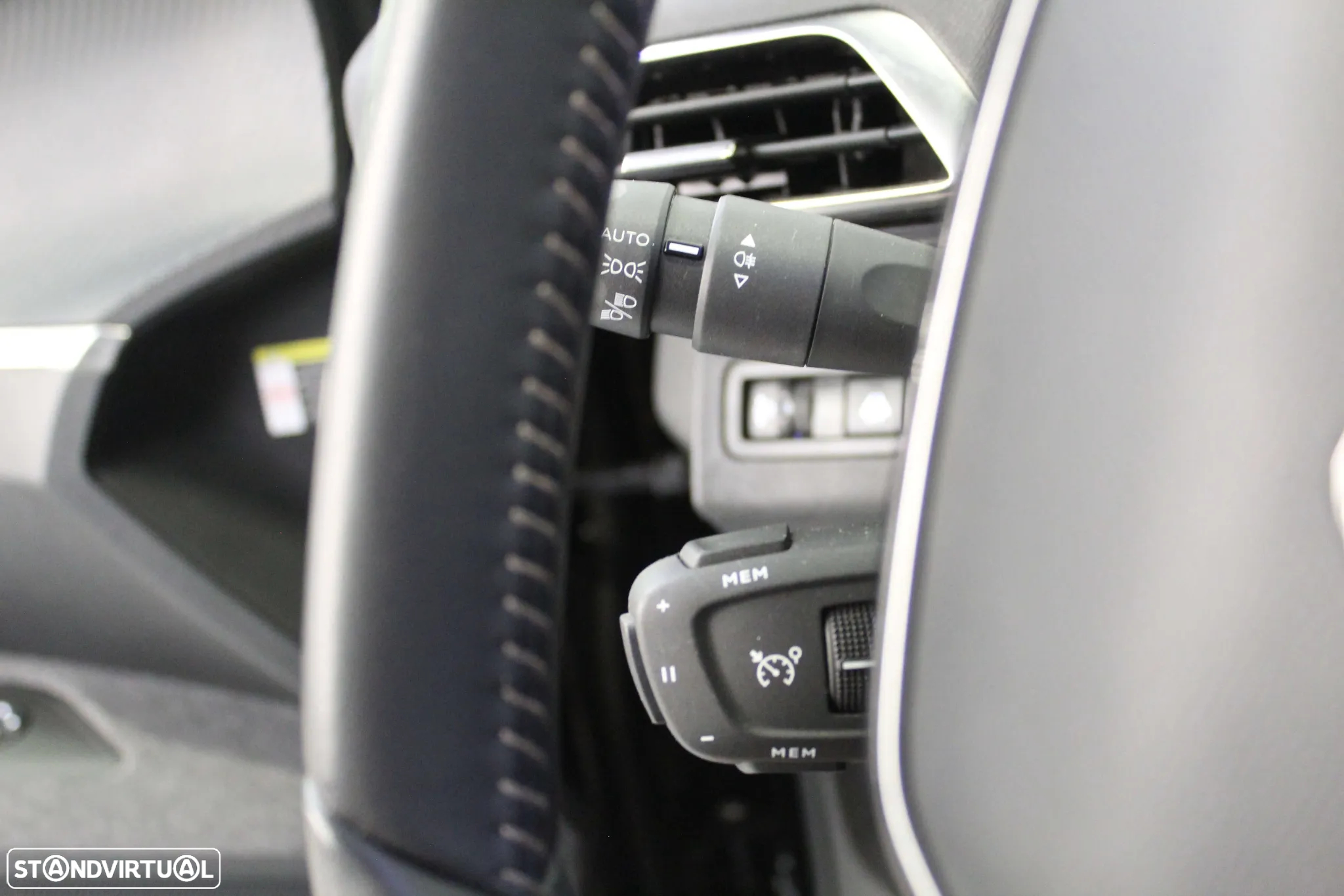 Peugeot 3008 1.2 PureTech Active Pack - 15