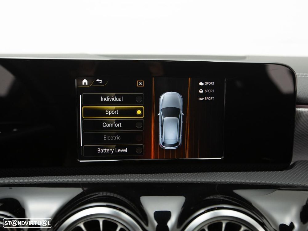 Mercedes-Benz A 250 e 8G-DCT Edition 2020 - 33