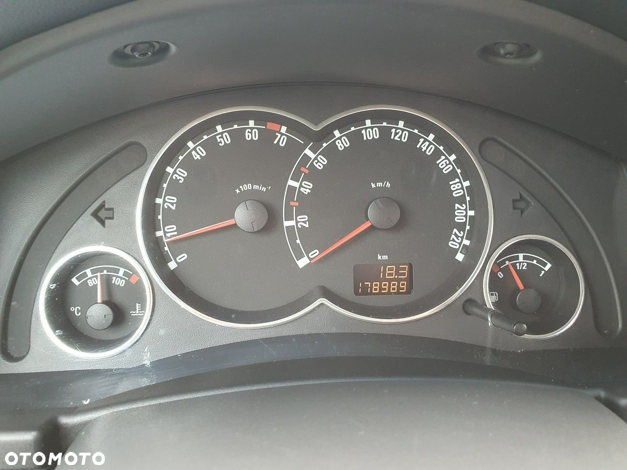 Opel Meriva - 16